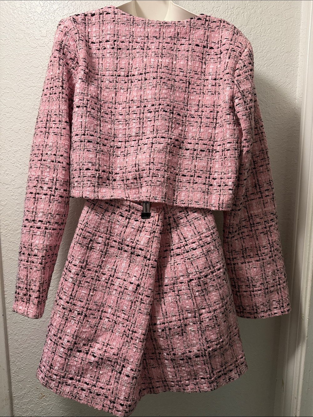 Pink Tweed Cape-Style Jacket/ Skirt Set - Picture 7 of 9